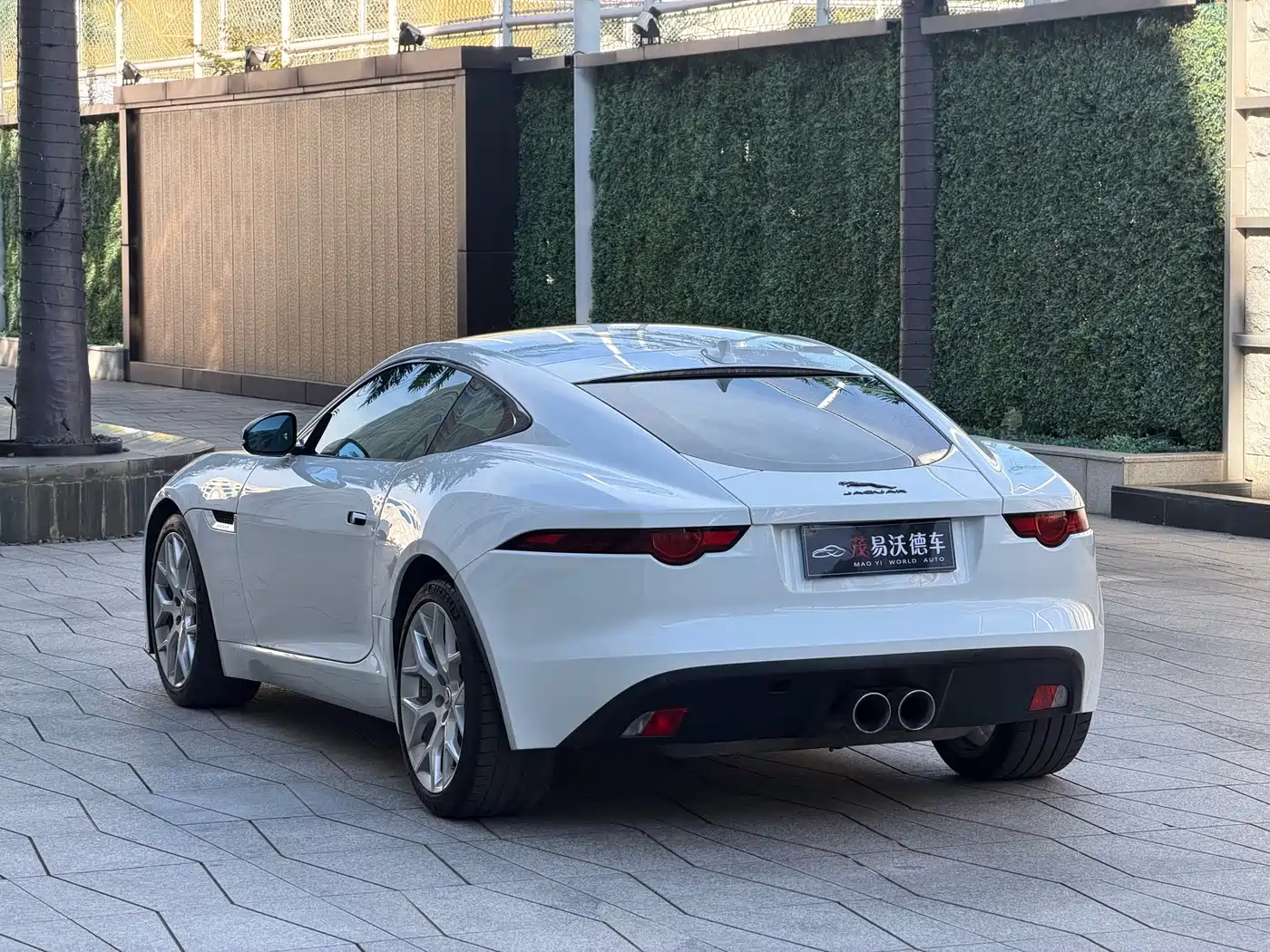 Jaguar F-TYPE 2019 2018 3.0 SC Coupe
