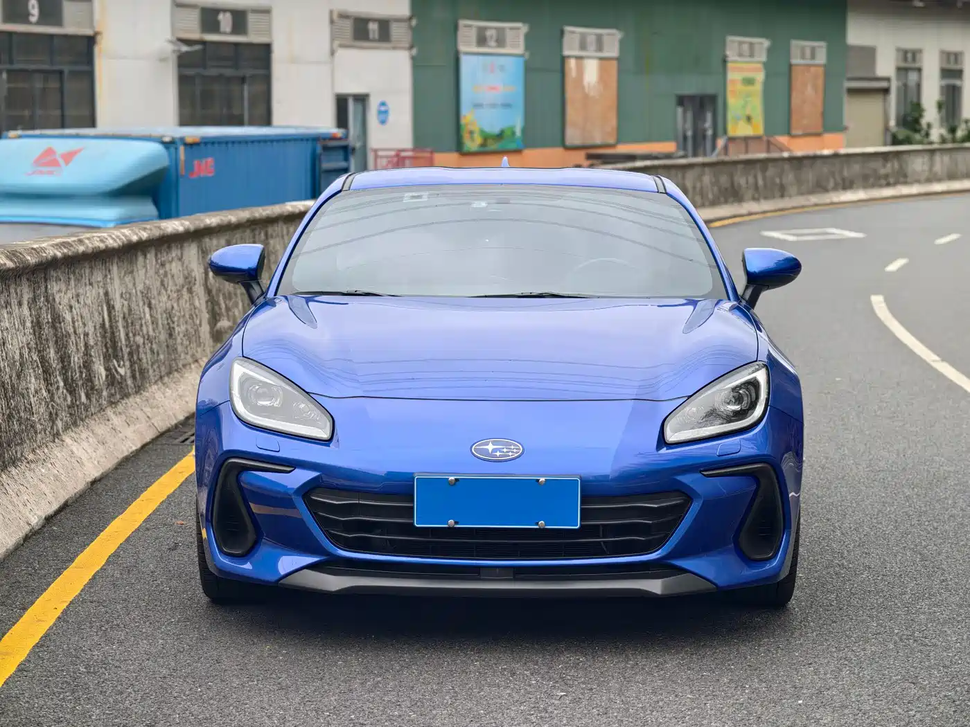 Subaru BRZ 2022 2.4L Manual фото 2