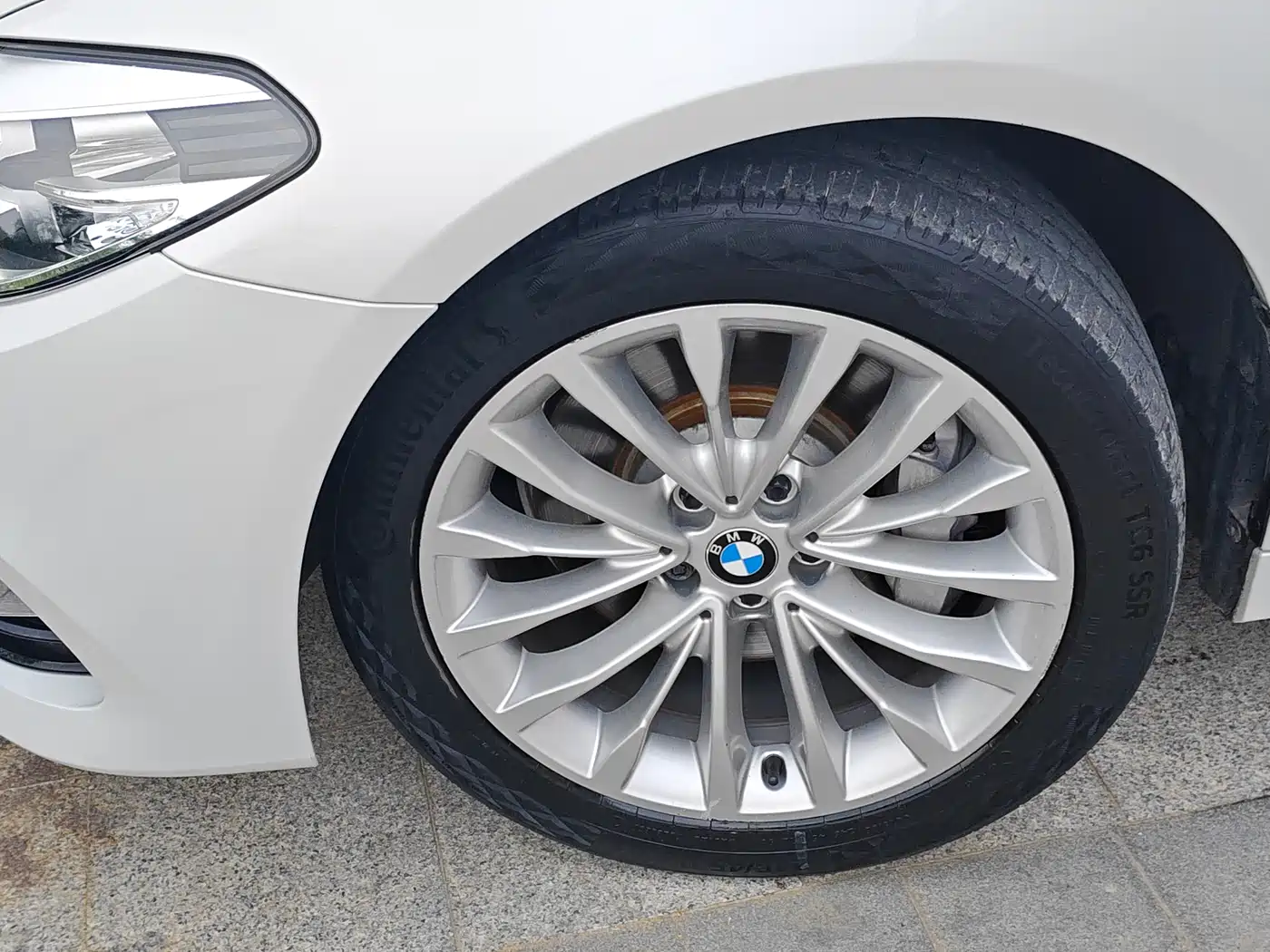 Фото 22 - BMW 5 Series