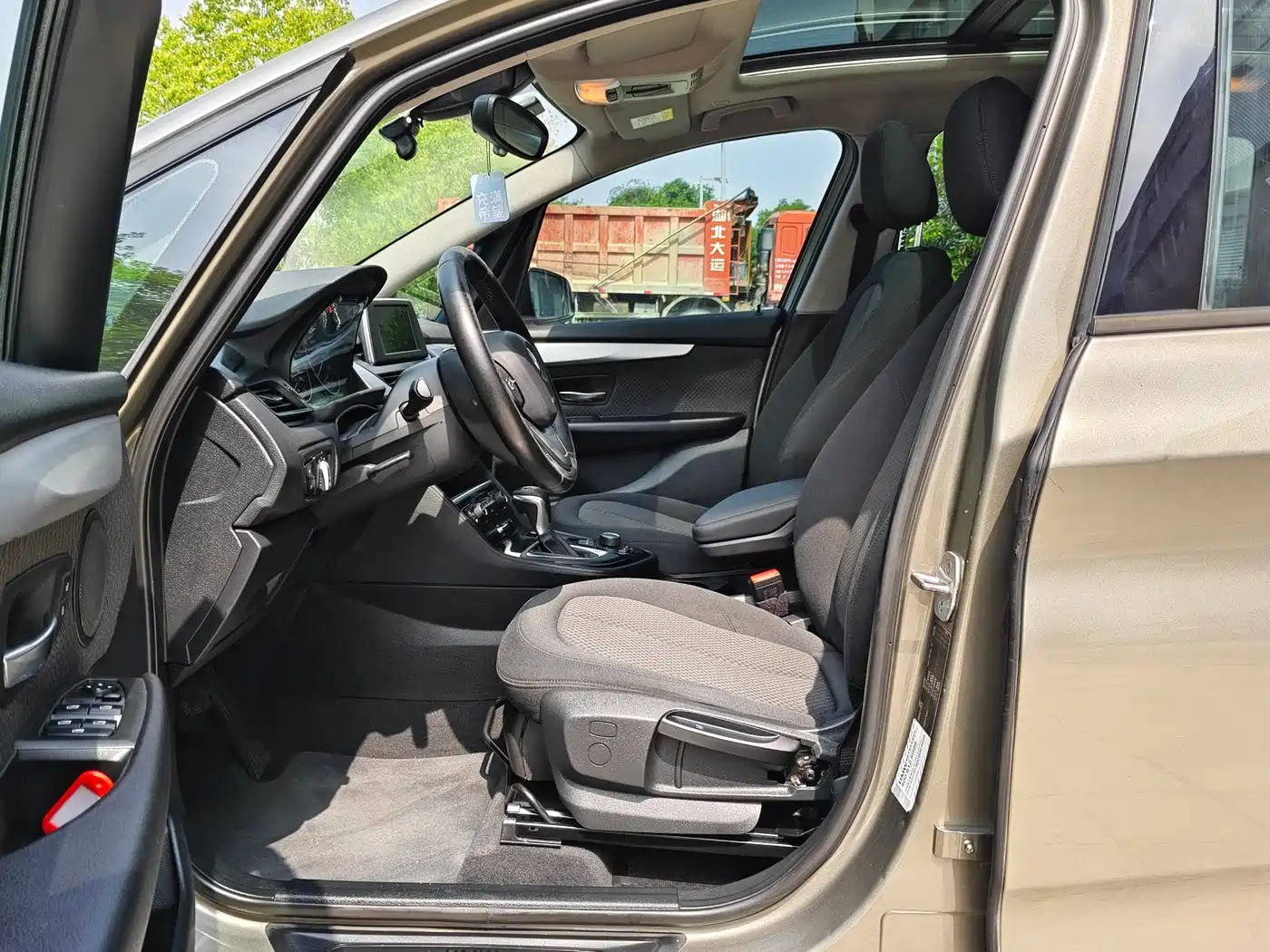 BMW 2 Series Gran Tourer 2017 2015 218i Leading
