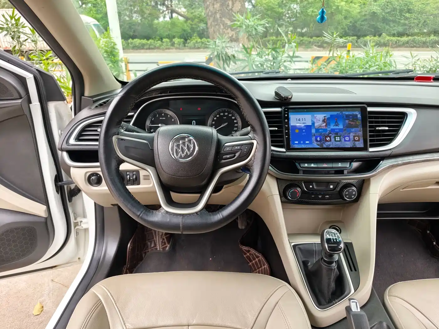 Buick Excelle 2018 15T Manual Elite (China V) фото 6