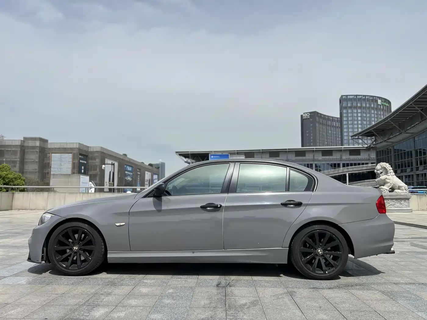 BMW 3 Series (Import) 2010 325i Luxury фото 7