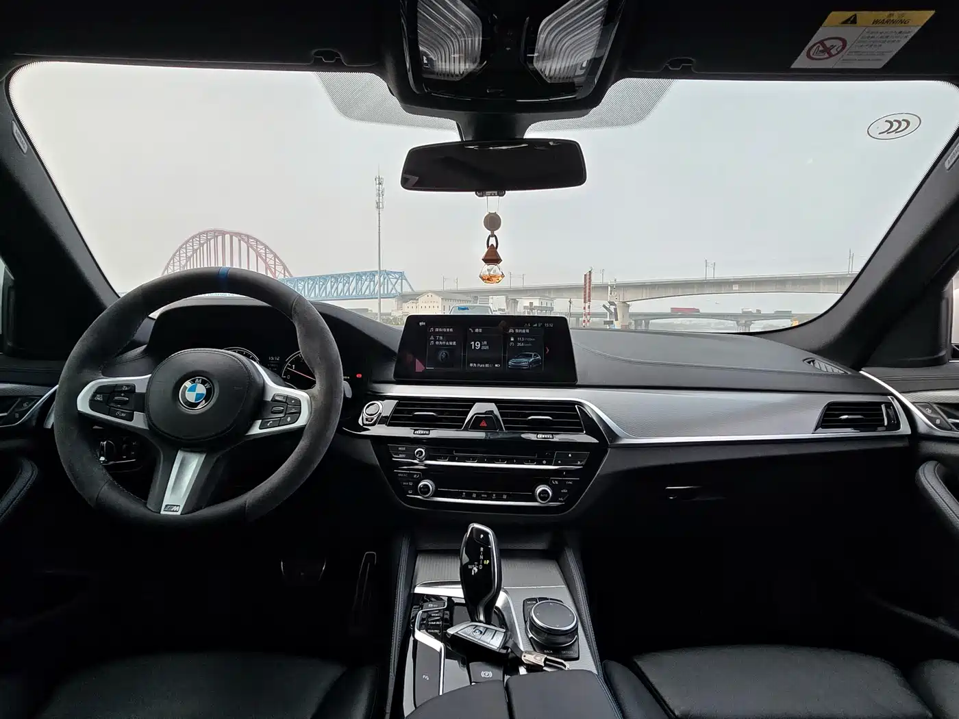 BMW 5 Series (Import) 2018 525i M Sport Package фото 6