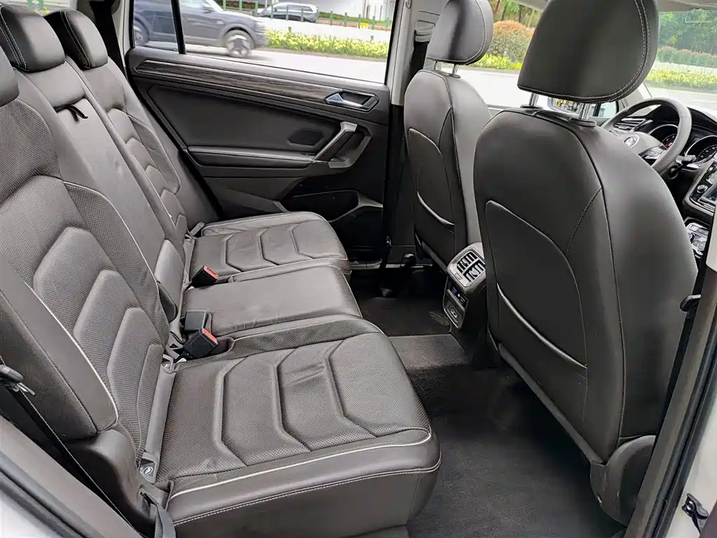 Volkswagen Tiguan L 2017 380TSI Automatic 4WD Flagship Edition фото 11