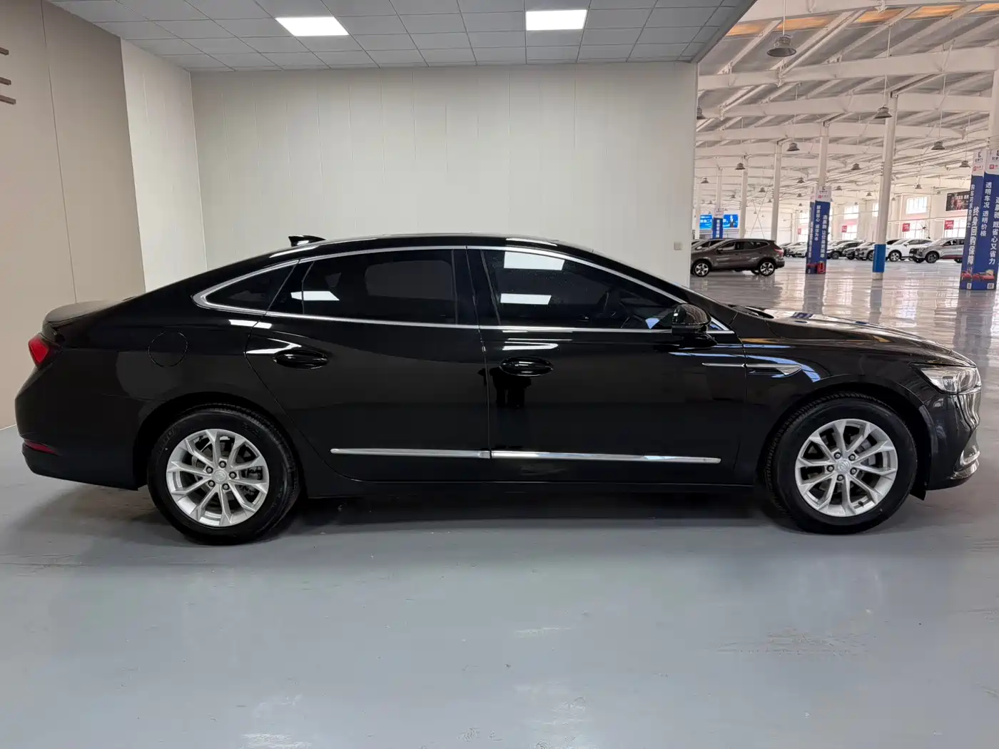 BUICK LACROSSE