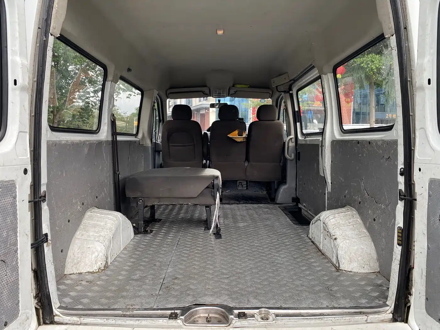 SAIC Maxus Xintu V80 2018 2.5T 6-speed manual Aoyuntong modified short wheelbase medium roof 5-6-seater фото 11