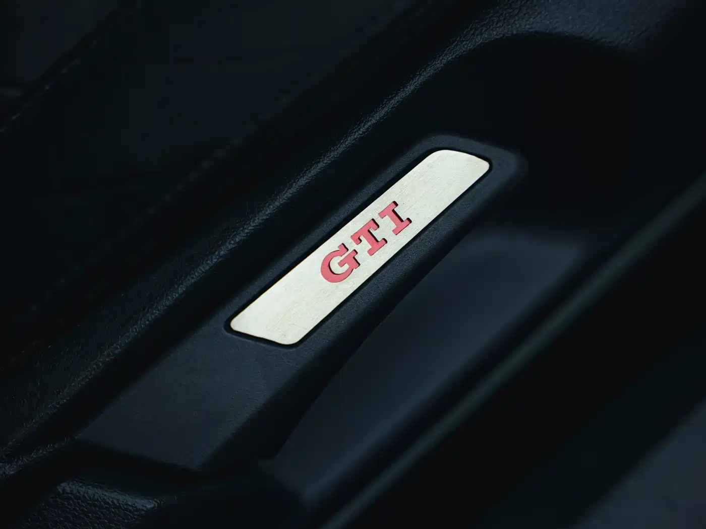Volkswagen Golf (Import) 2006 GTI 2.0T 3-Door фото 18