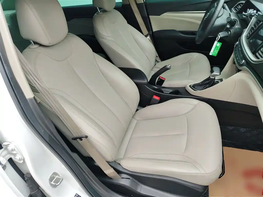 Buick Excelle 2021 Exemplar 1.5L Auto Elite фото 20