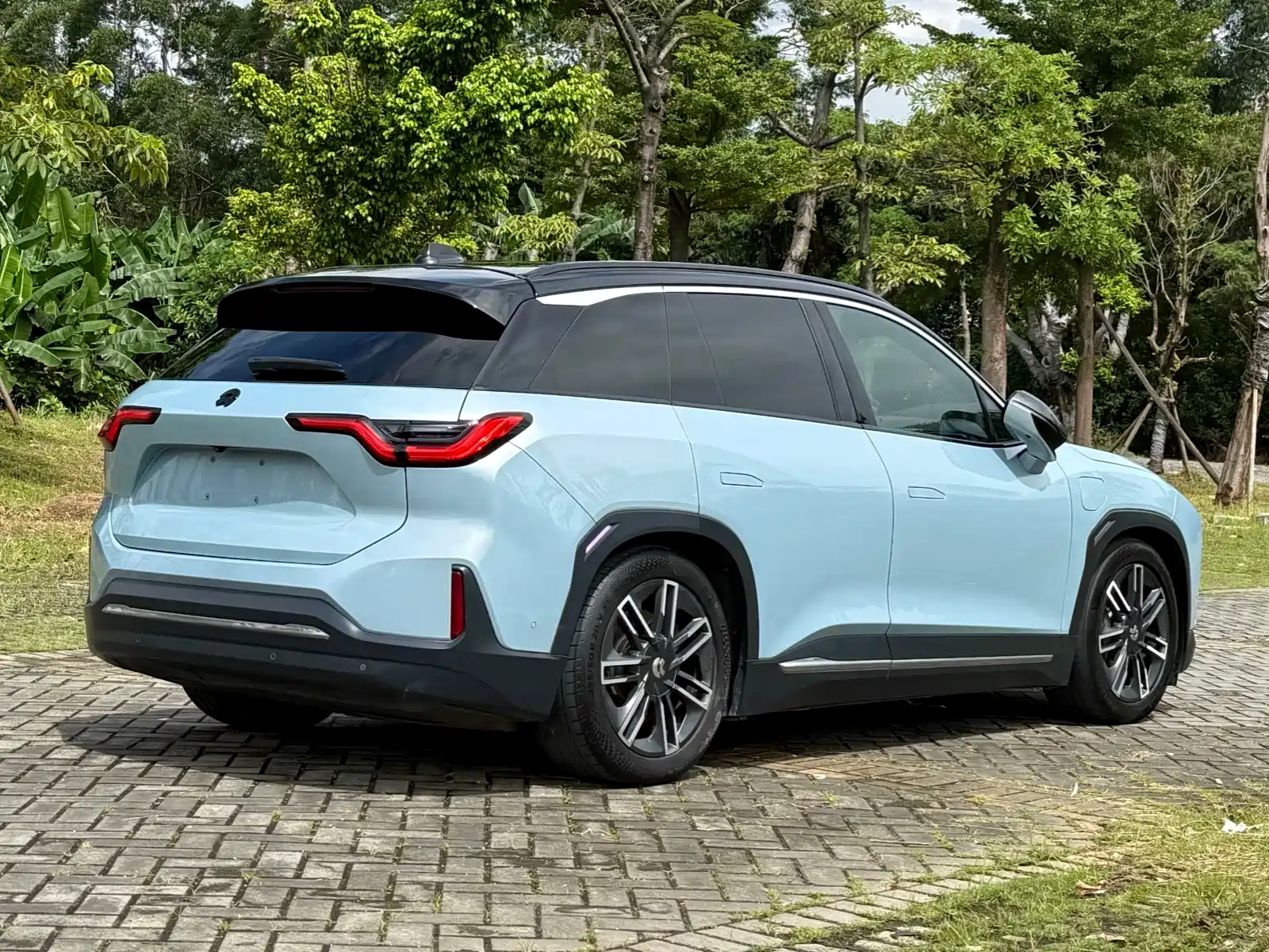 Фото 16 - NIO ES6