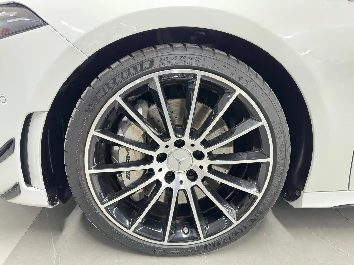 Mercedes-Benz A-Class AMG 2020 AMG A 35 L 4MATIC фото 26