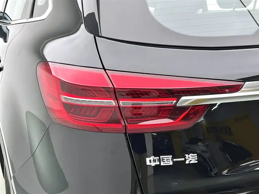 Hongqi HONGQI HS5