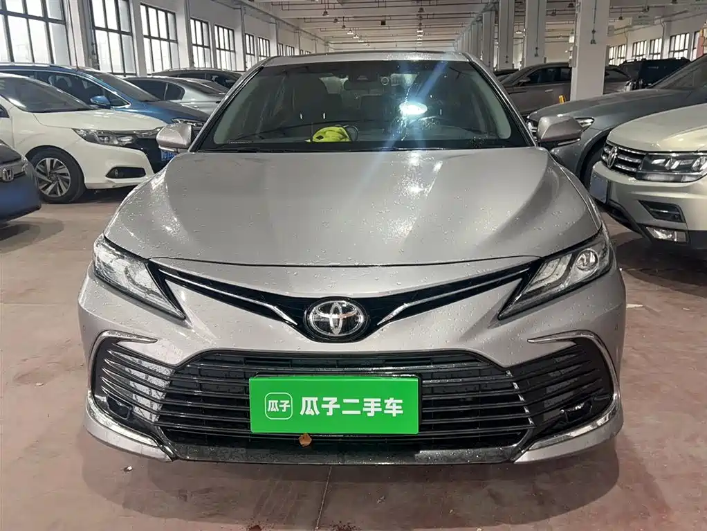 Toyota Camry 2021 2.0G Luxury Edition фото 2