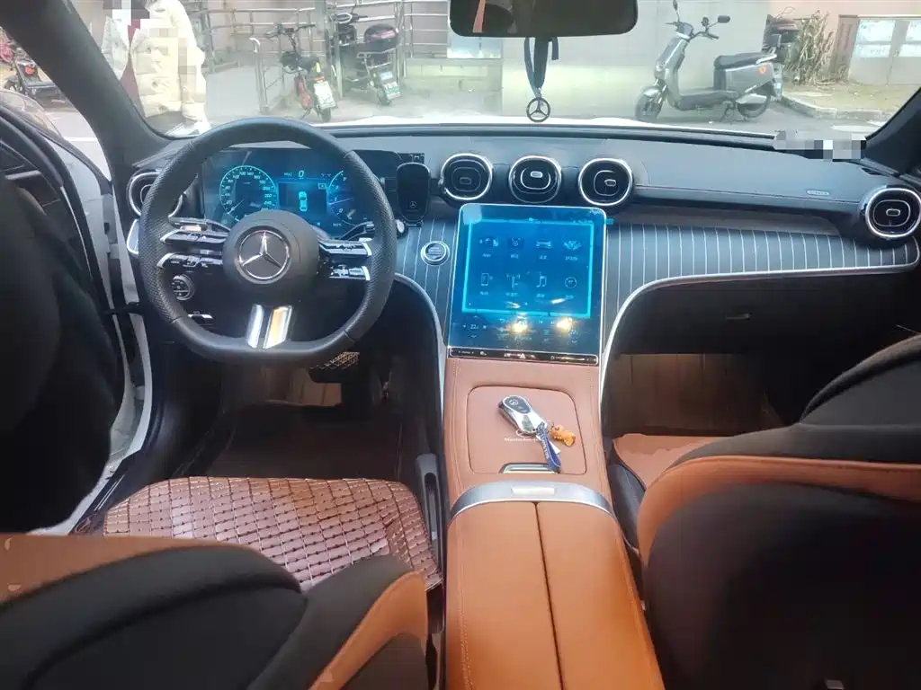 Mercedes-Benz C-Class 2023 C 200 L Sport фото 5