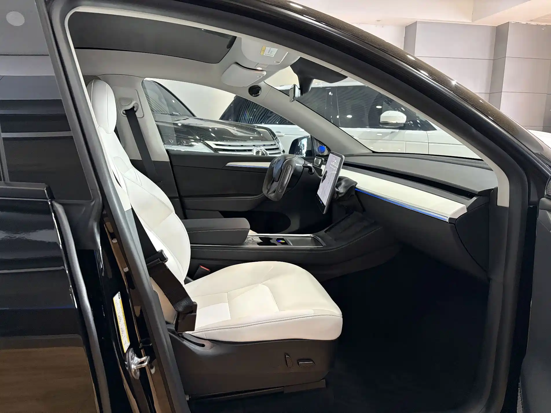 Фото 7 - Tesla Model Y