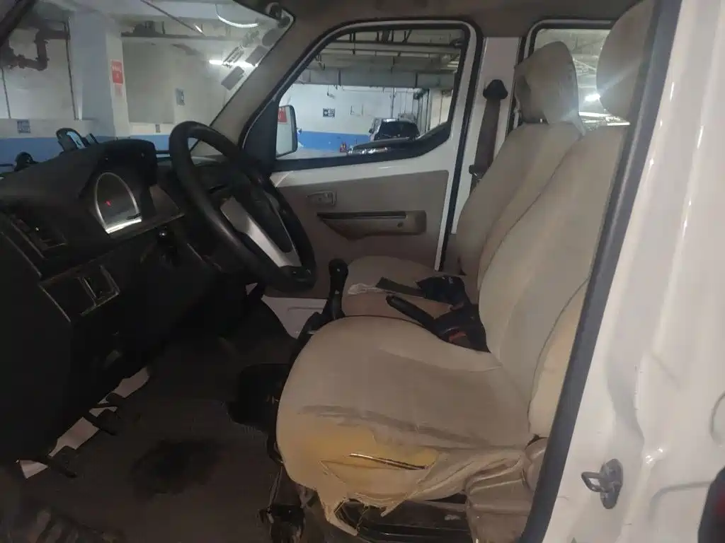 FAW Jiabao V77 2016 2016 1.0L Commercial Version DAM10AR