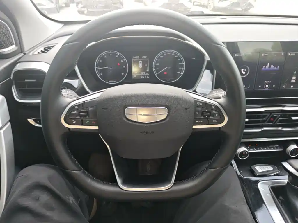 Geely Coolray 2025 2025 1.5L CVT Super Edition MAX