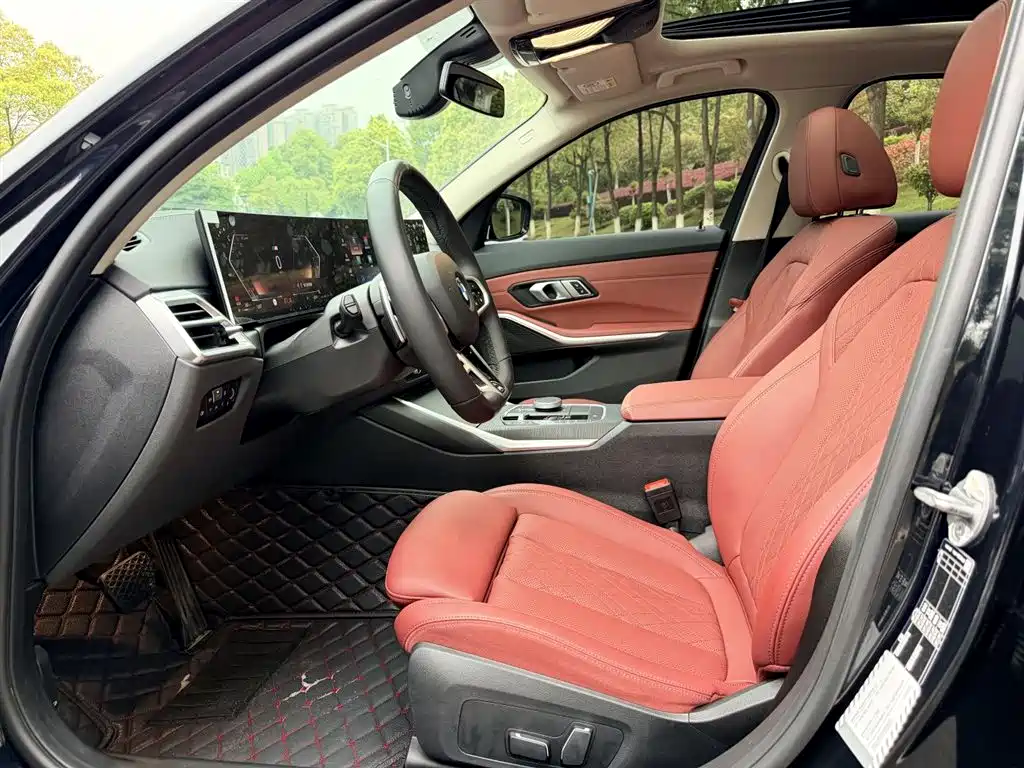 BMW 3 Series 2025 325Li M Sport Package фото 15