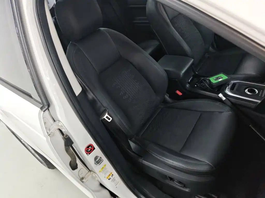 Фото 25 - Land Rover Discovery Sport