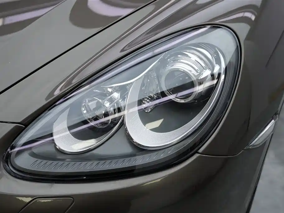 Porsche Cayenne 2011 Cayenne 3.0T фото 3