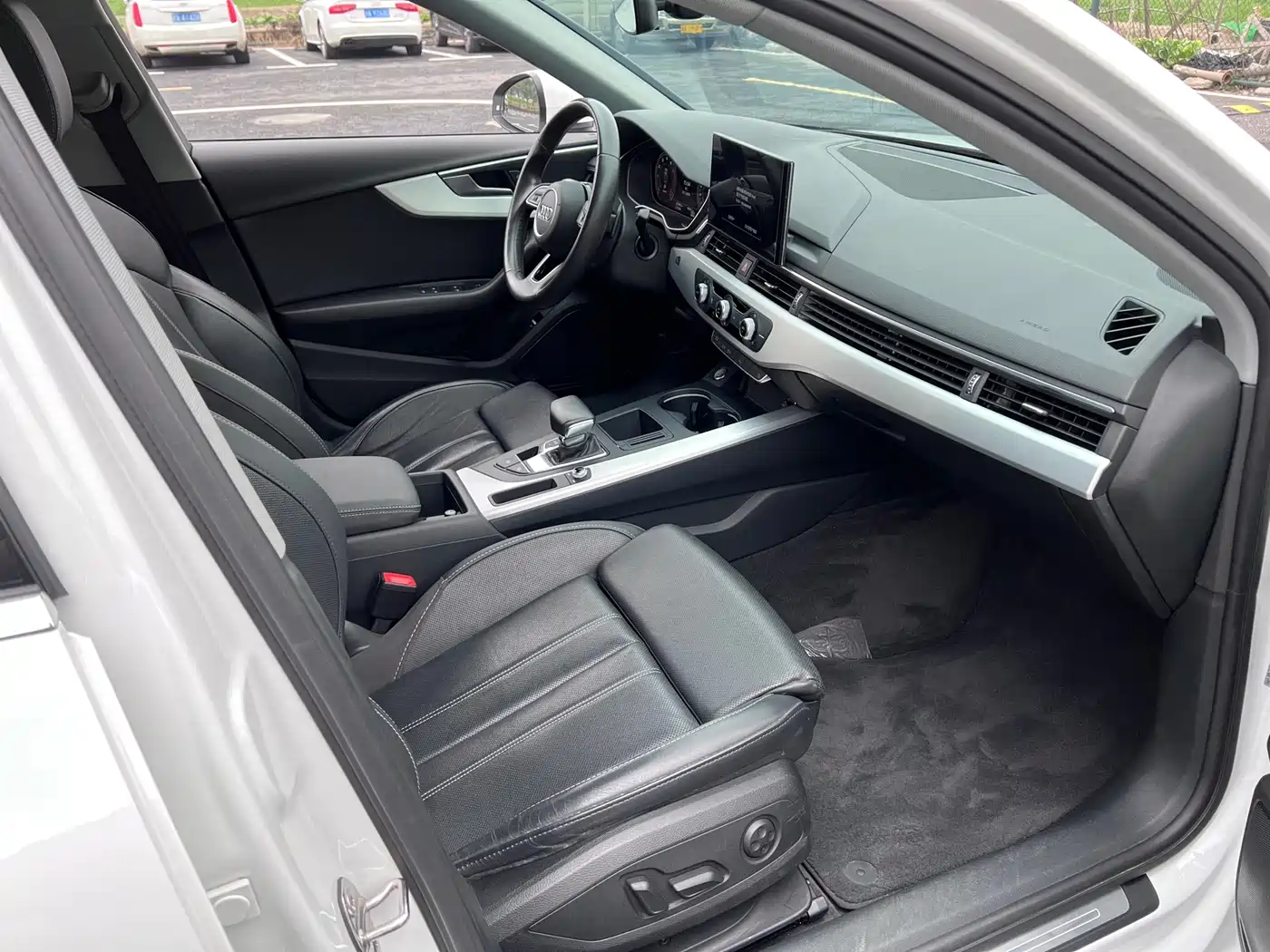 Audi A4L 2022 40 TFSI Fashion Dynamic фото 14