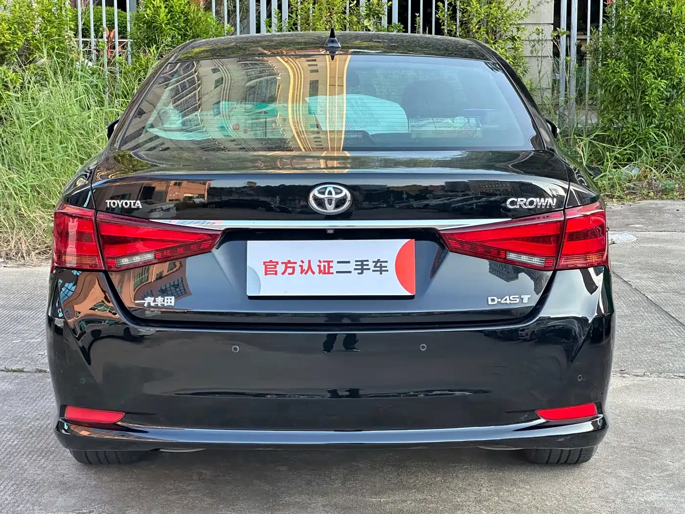 Фото 8 - Toyota Crown