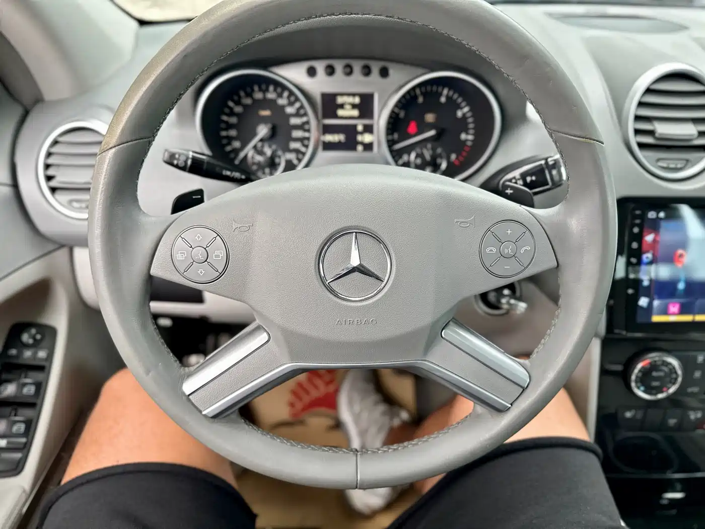 Mercedes-Benz M-Class 2010 ML 300 4MATIC фото 24