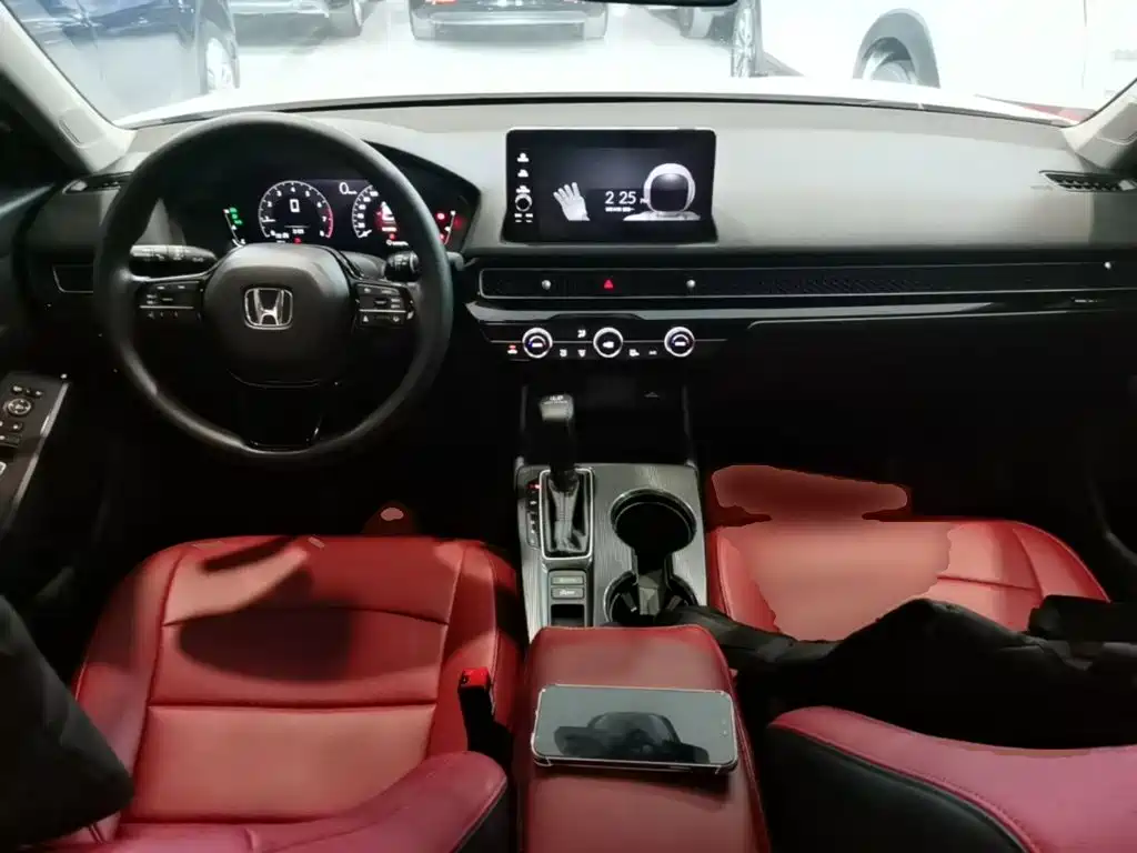 Honda Civic 2024 2023 240TURBO CVT Dynamic Edition