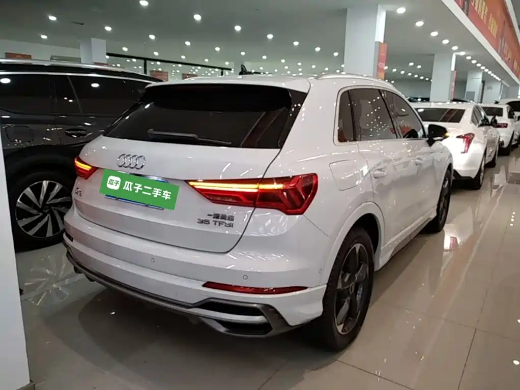 Фото 7 - Audi Q3