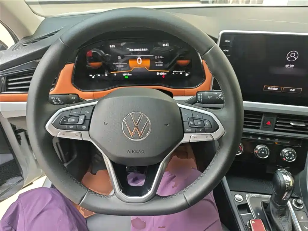 Volkswagen Bora 2025 Facelift 200TSI DSG Navigation Edition фото 11