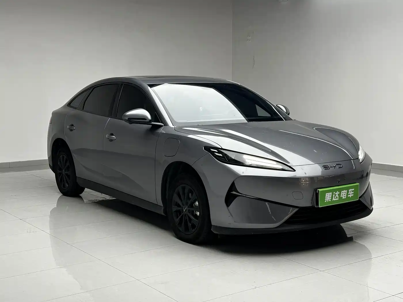 BYD e7 2025 2025 Model 520 Smart Edition