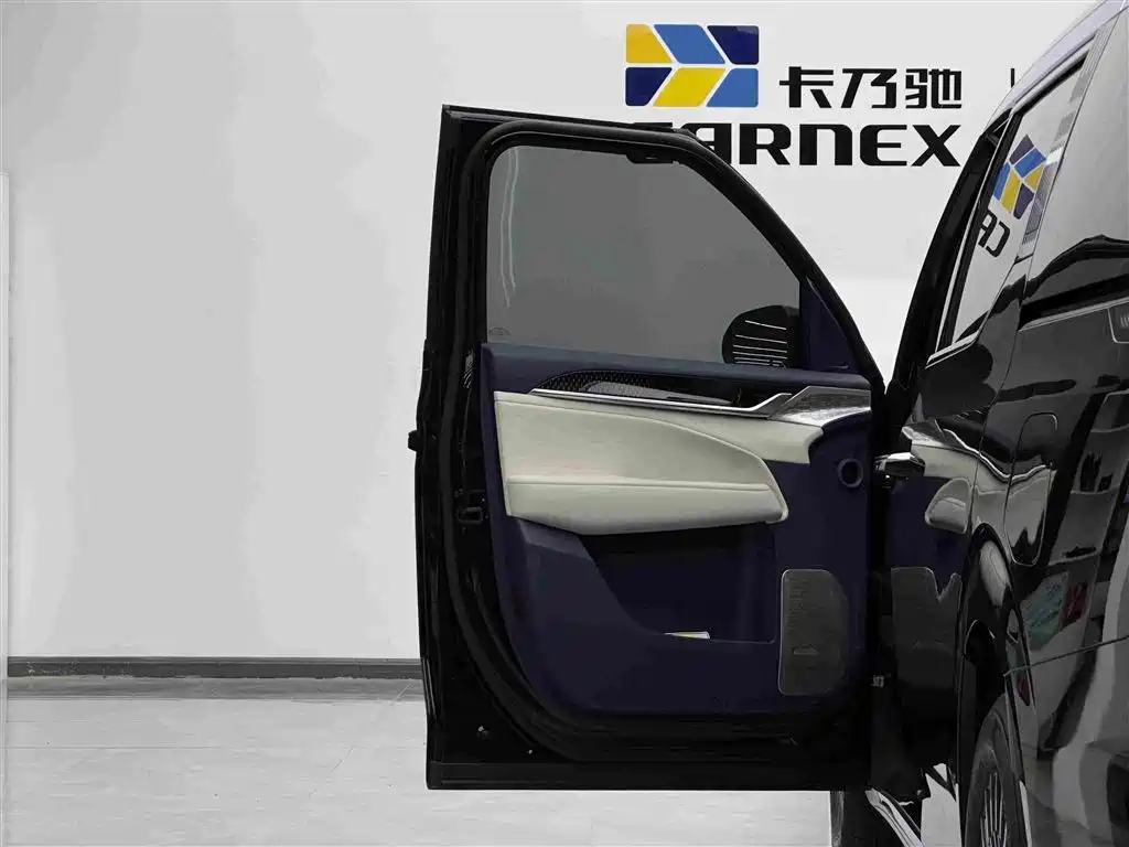 ZEEKR 009 2026 2024 6-seat Executive AWD 108kWh