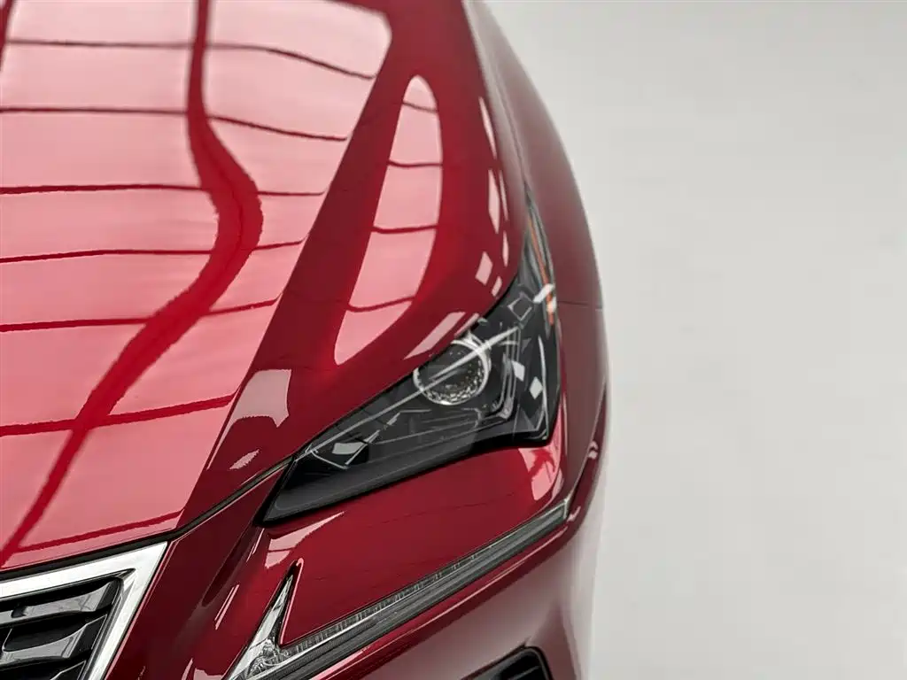 Lexus NX 2020 200 FWD Sharp Edition China VI фото 4