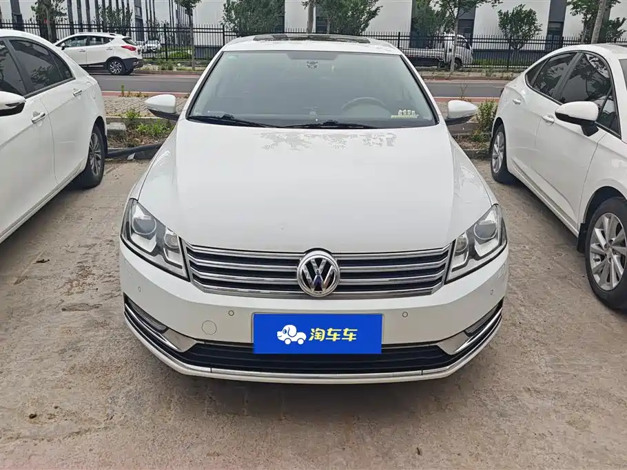 Volkswagen Magotan 2013 1.8TSI Luxury фото 2