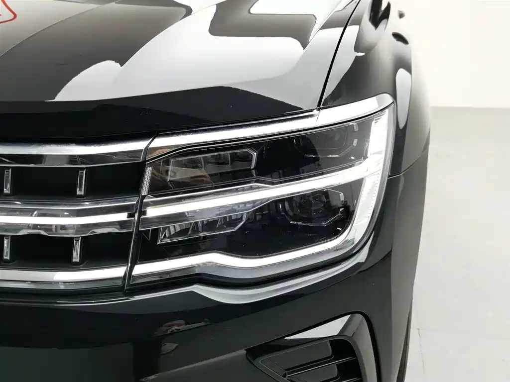 Volkswagen Teramont 2023 380TSI AWD Luxury Edition фото 7