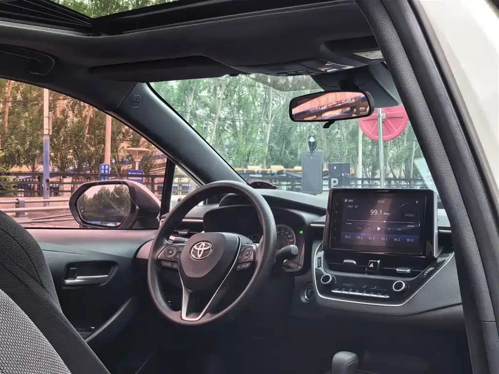 Toyota Levin 2019 185T CVT Luxury Edition China VI фото 12