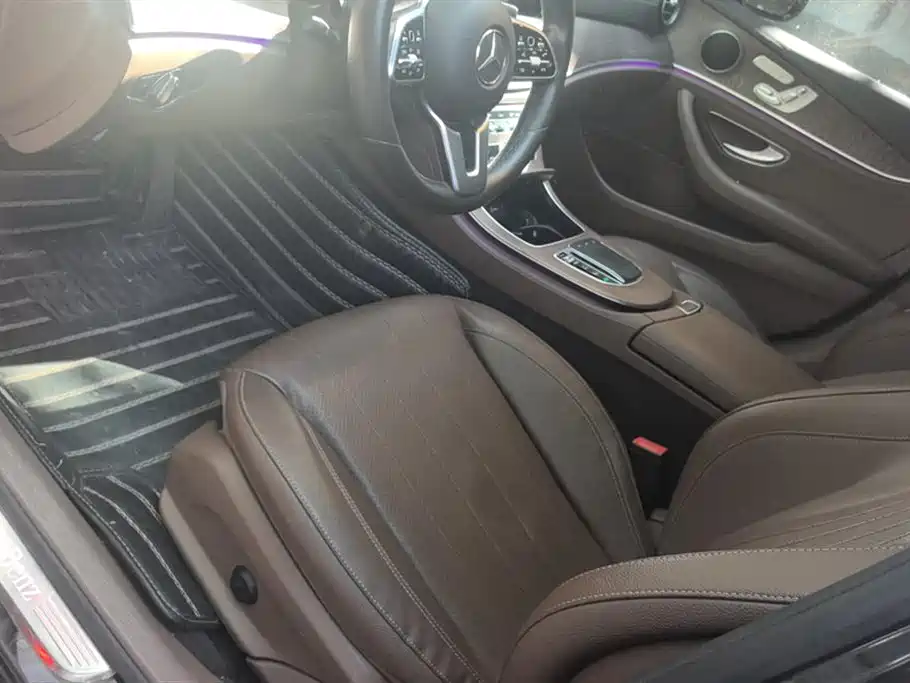 Mercedes-Benz E-Class 2020 E 300 L Fashion фото 9