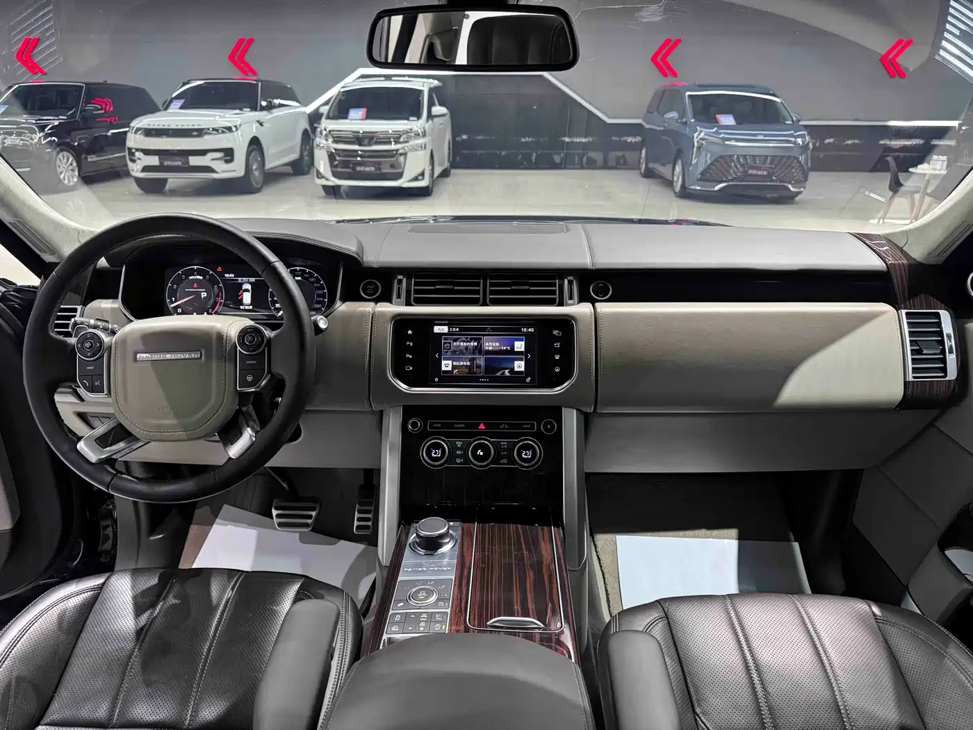 Land Rover Range Rover 2016 5.0 SC V8 AB Ultimate Autobiography LWB фото 13
