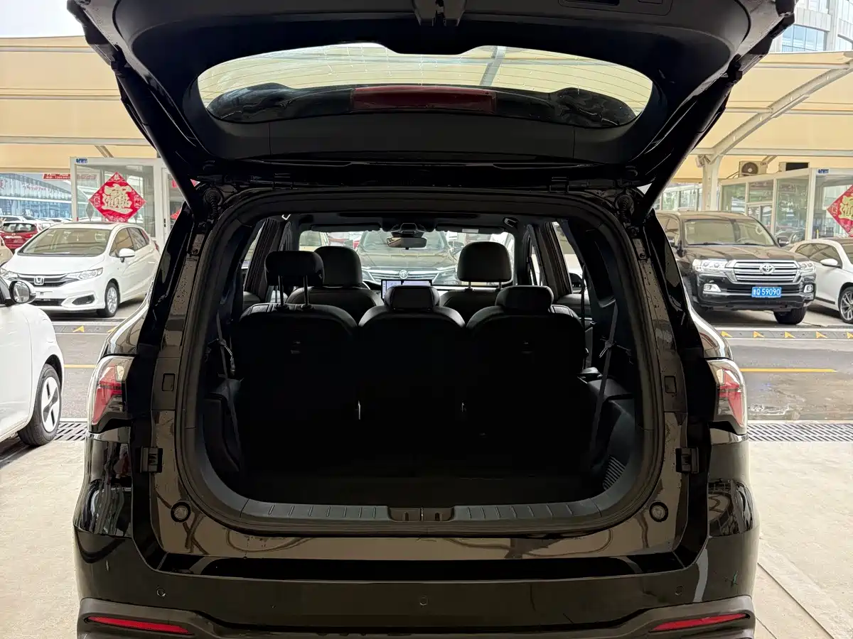 Geely Haoyue L 2023 2023 2.0T DCT Premium Model