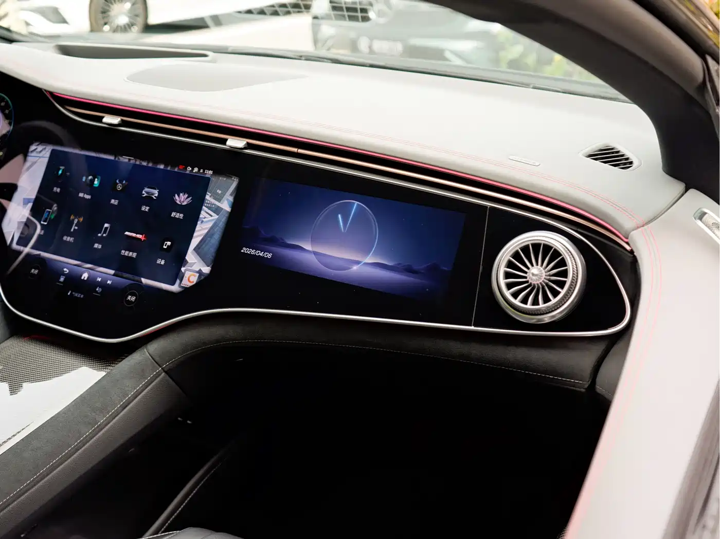 MERCEDES-BENZ EQS AMG