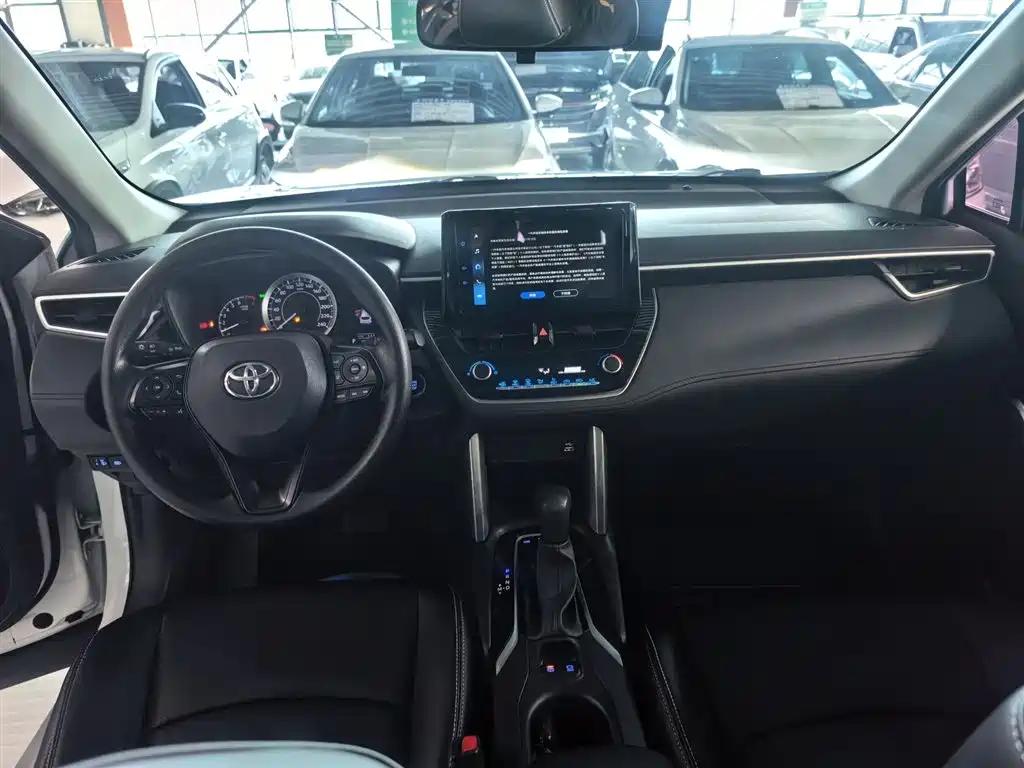 Toyota Corolla Cross 2022 2.0L Elite Edition фото 14