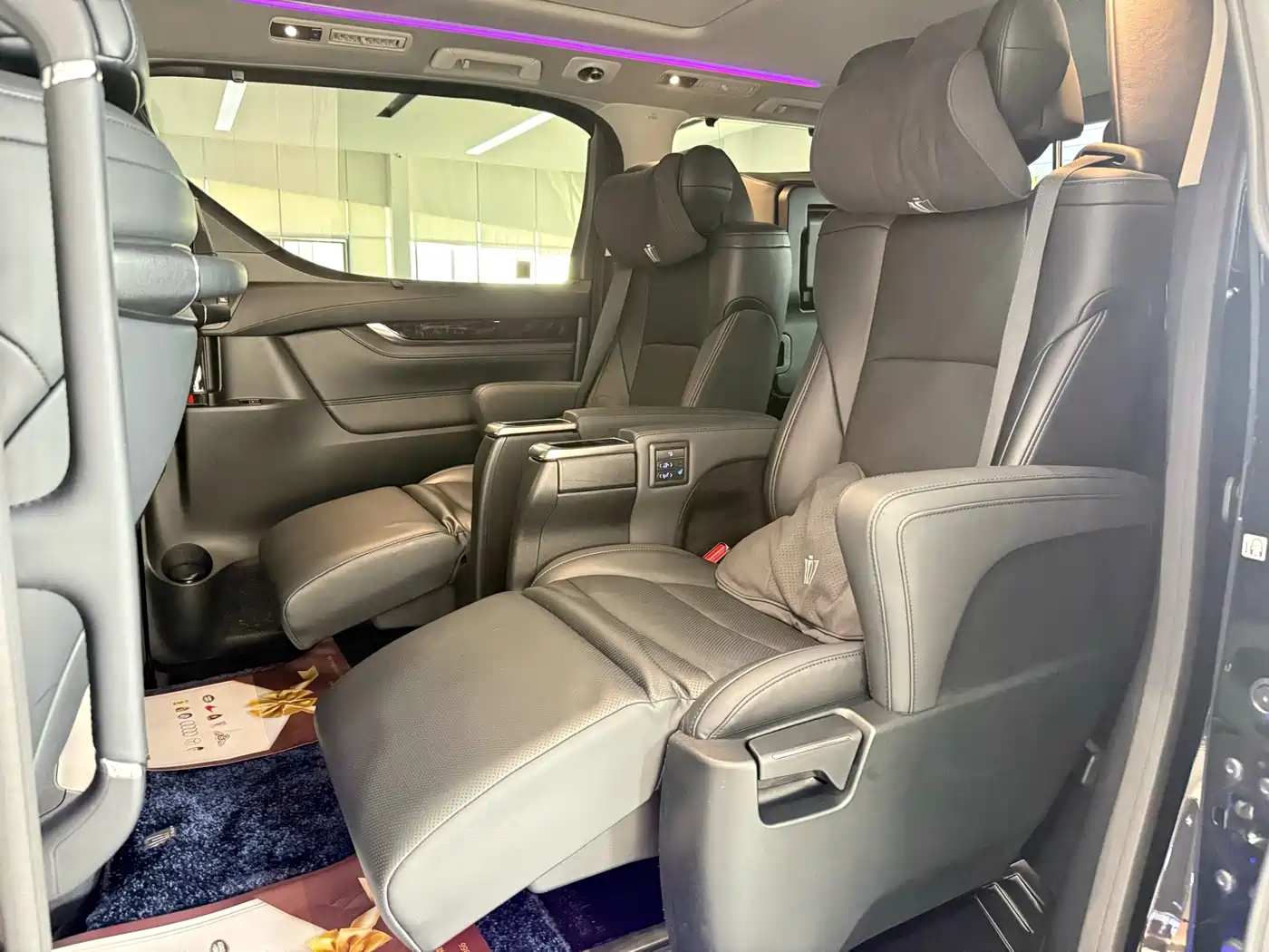 Toyota Vellfire 2023 2023 Crown Hybrid 2.5L HV Luxury