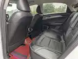 Фото 9 - Geely Geometry A