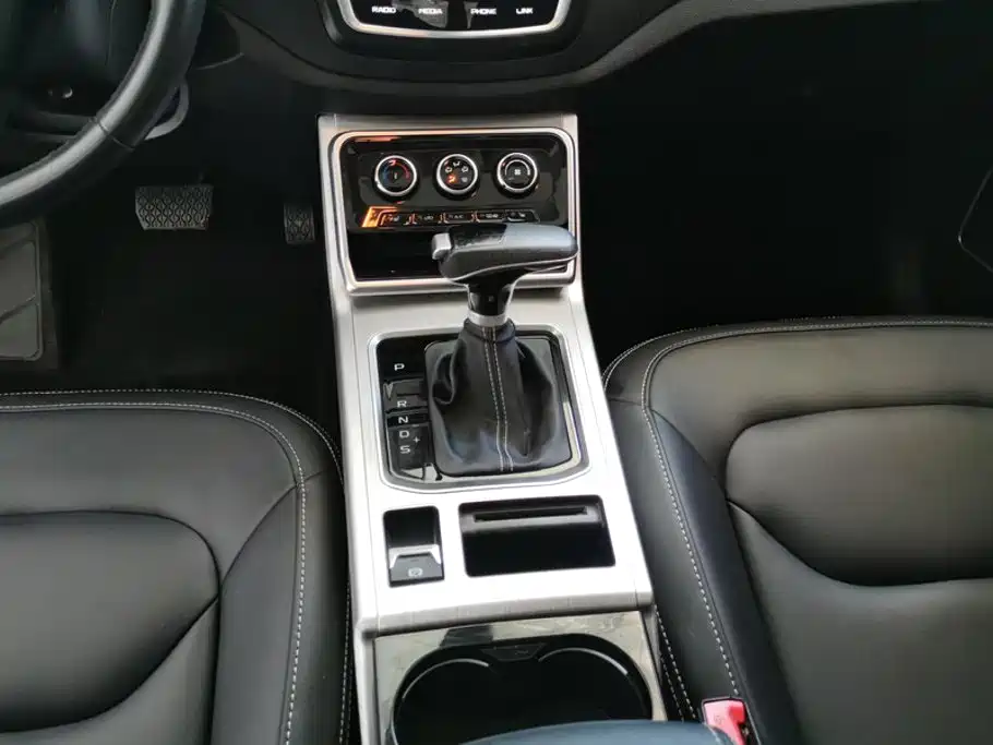 Besturn X40 2020 2019 1.6L Automatic Luxury China VI