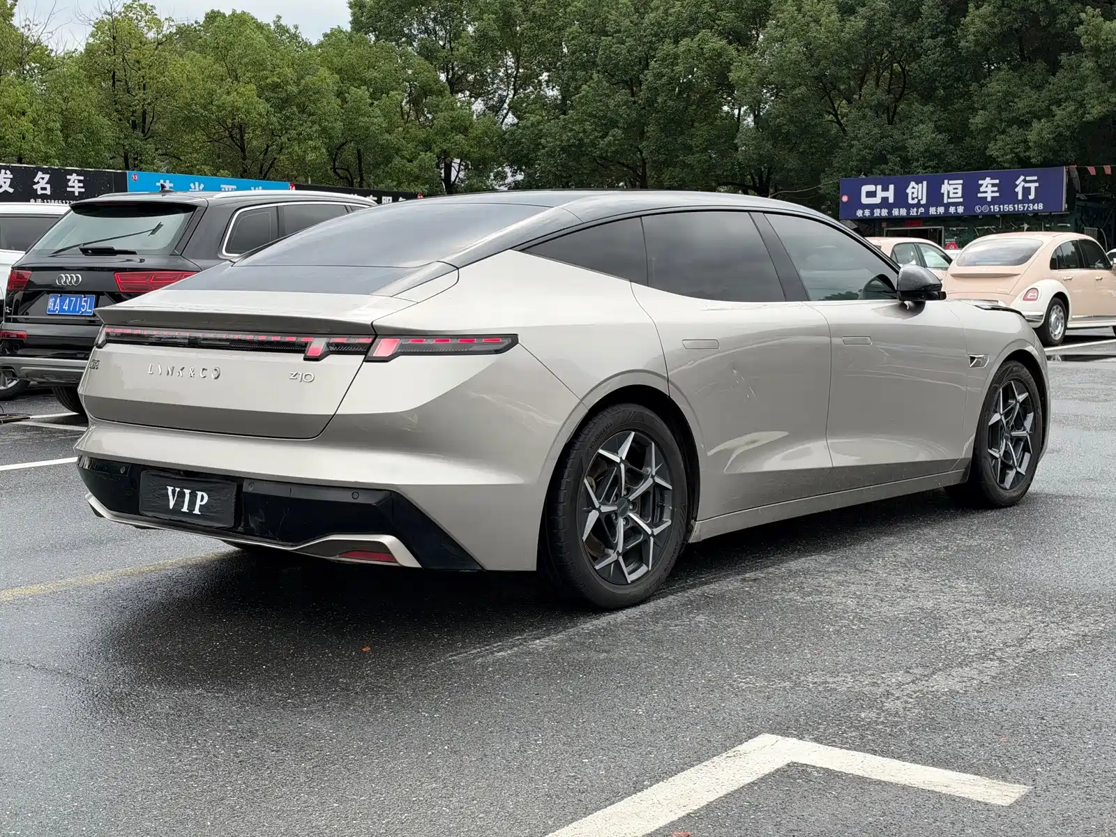 Photo 4 - Lynk & Co Z10