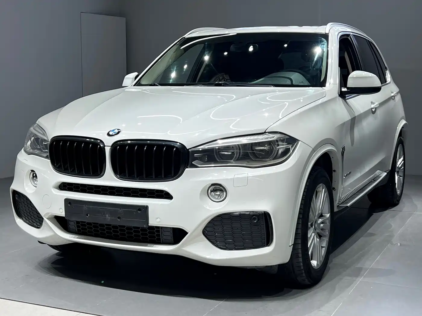 BMW X5 (Import)