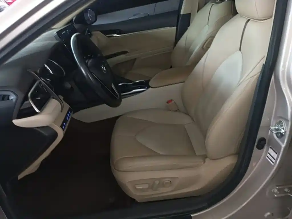 Toyota Camry 2022 2021 2.0G Luxury Edition