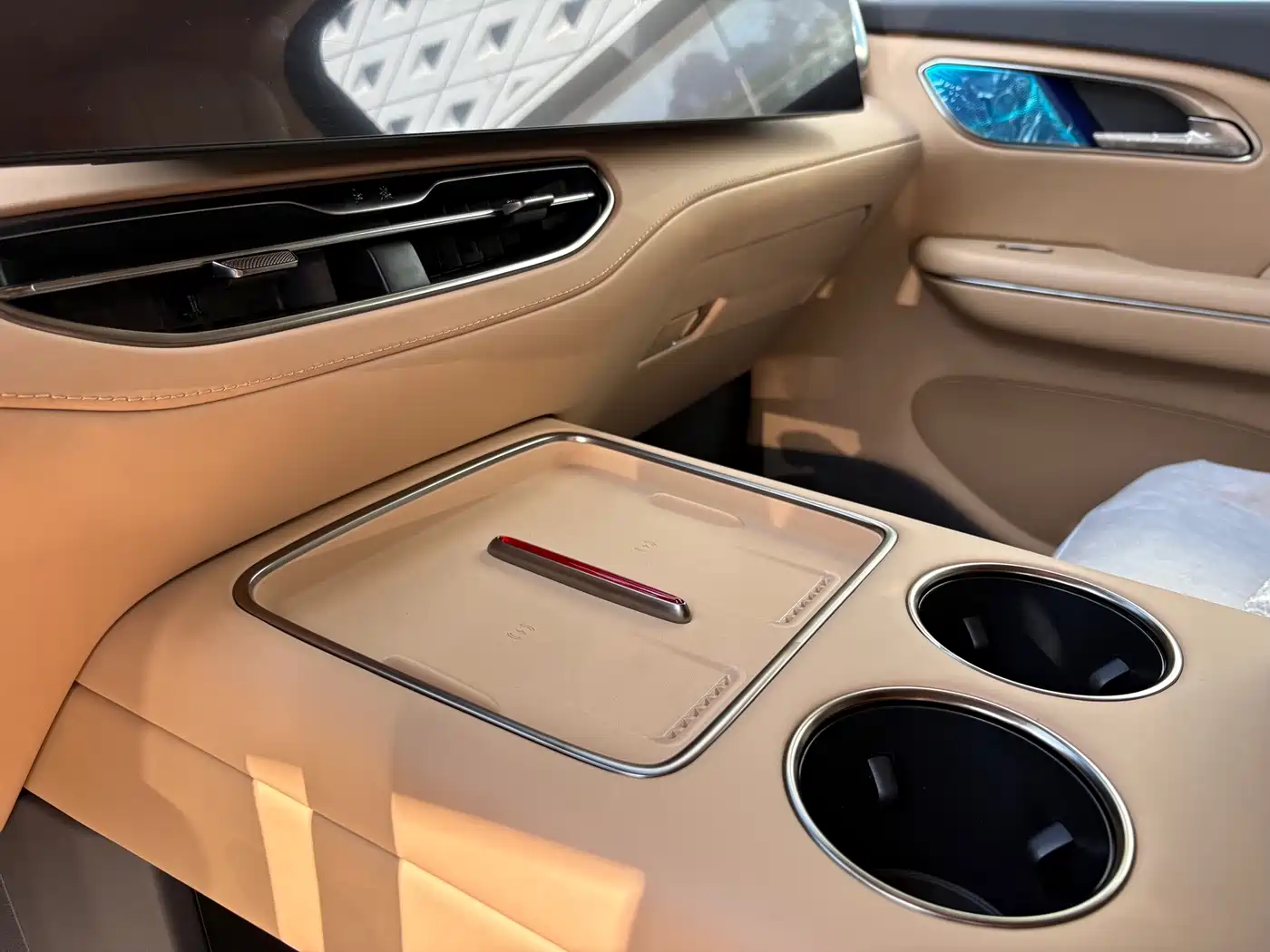 Hongqi HQ9 PHEV 2026