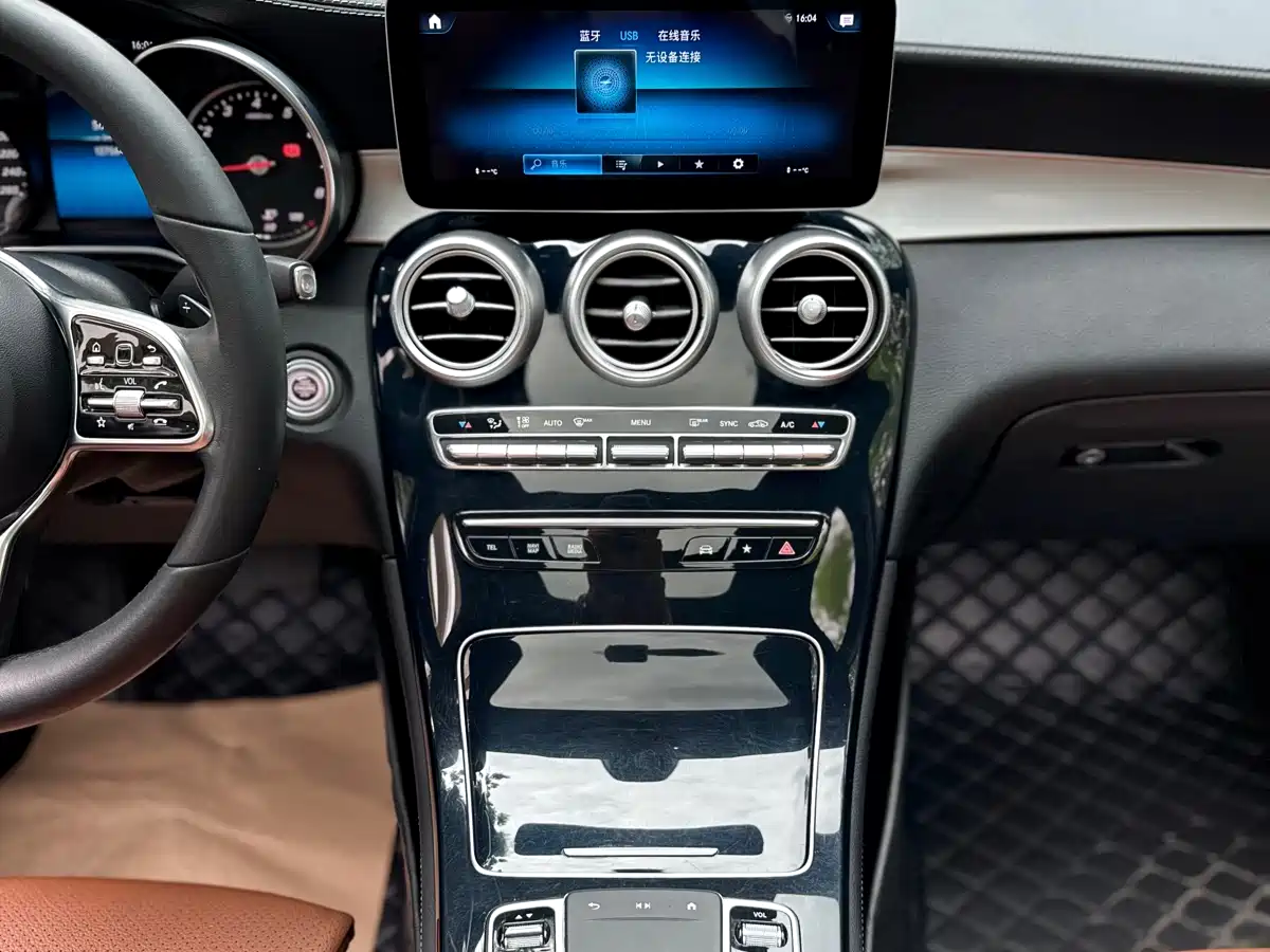Mercedes-Benz GLC 2020 GLC 260 L 4MATIC Dynamic фото 15