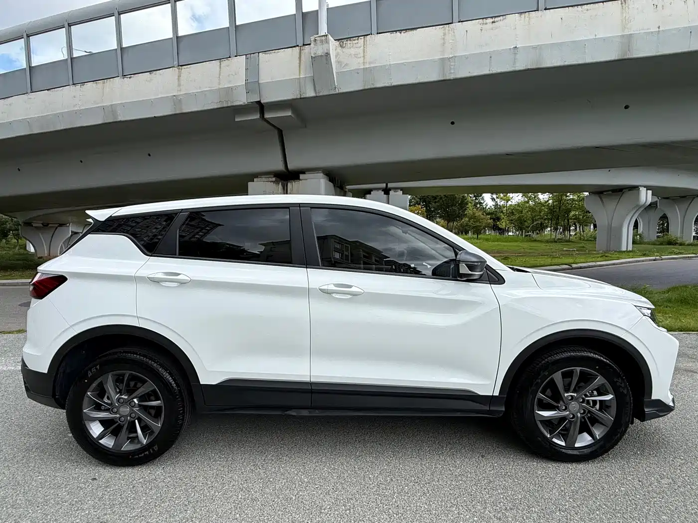 Geely Binyue 2025 2025 1.5L CVT Super Edition
