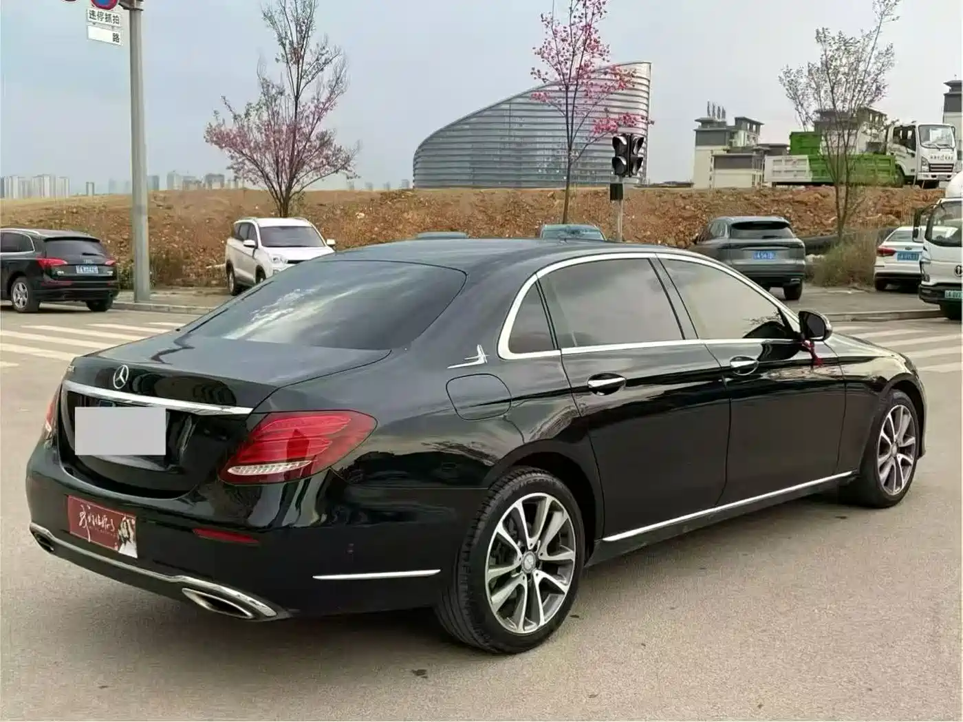 Mercedes-Benz E-Class 2016 E 300 L Fashion Type фото 9